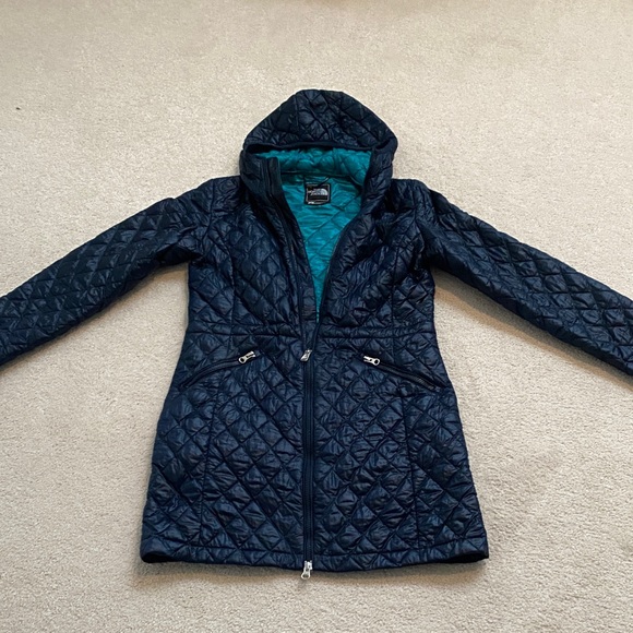 North Face Quilted Hooded Jacket - Navy Blue - Picture 11 of 15